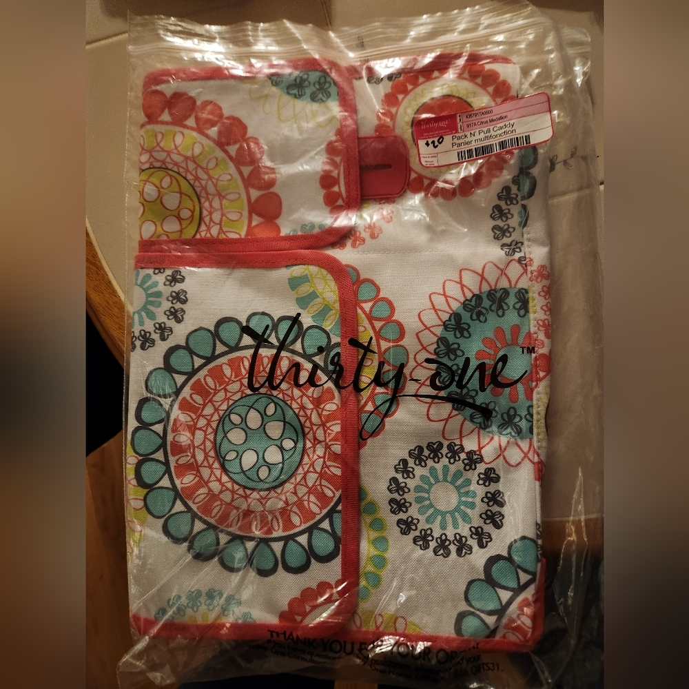 Thirty-One Pack N Pull Caddy Citrus Medallion